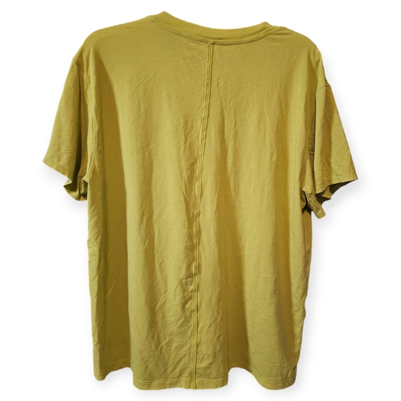 Lululemon Athletica Short Sleeve T-shirt - Picture 2 of 4